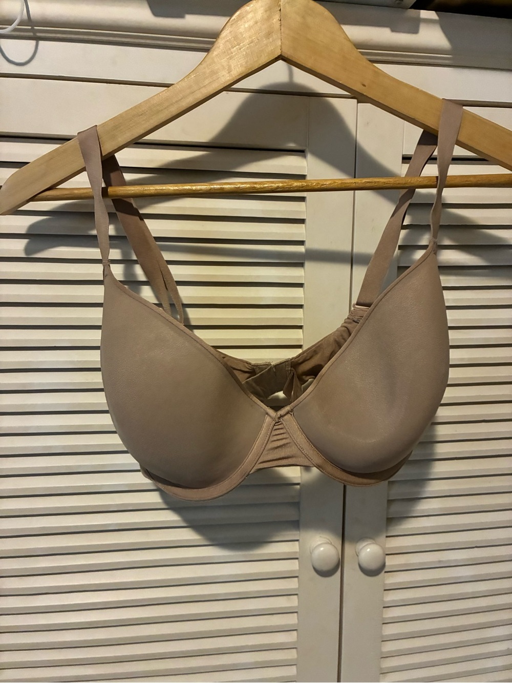 SKIMS Tan Underwire T-Shirt Bra